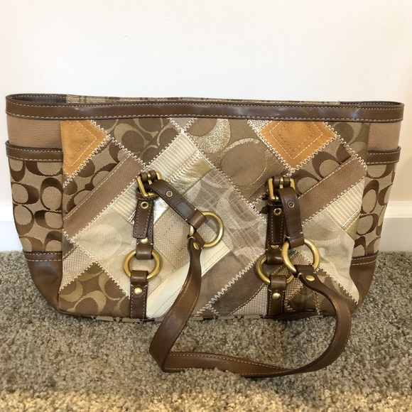 COACH Patchwork Signature Gallery Tote - Picture 2 of 4